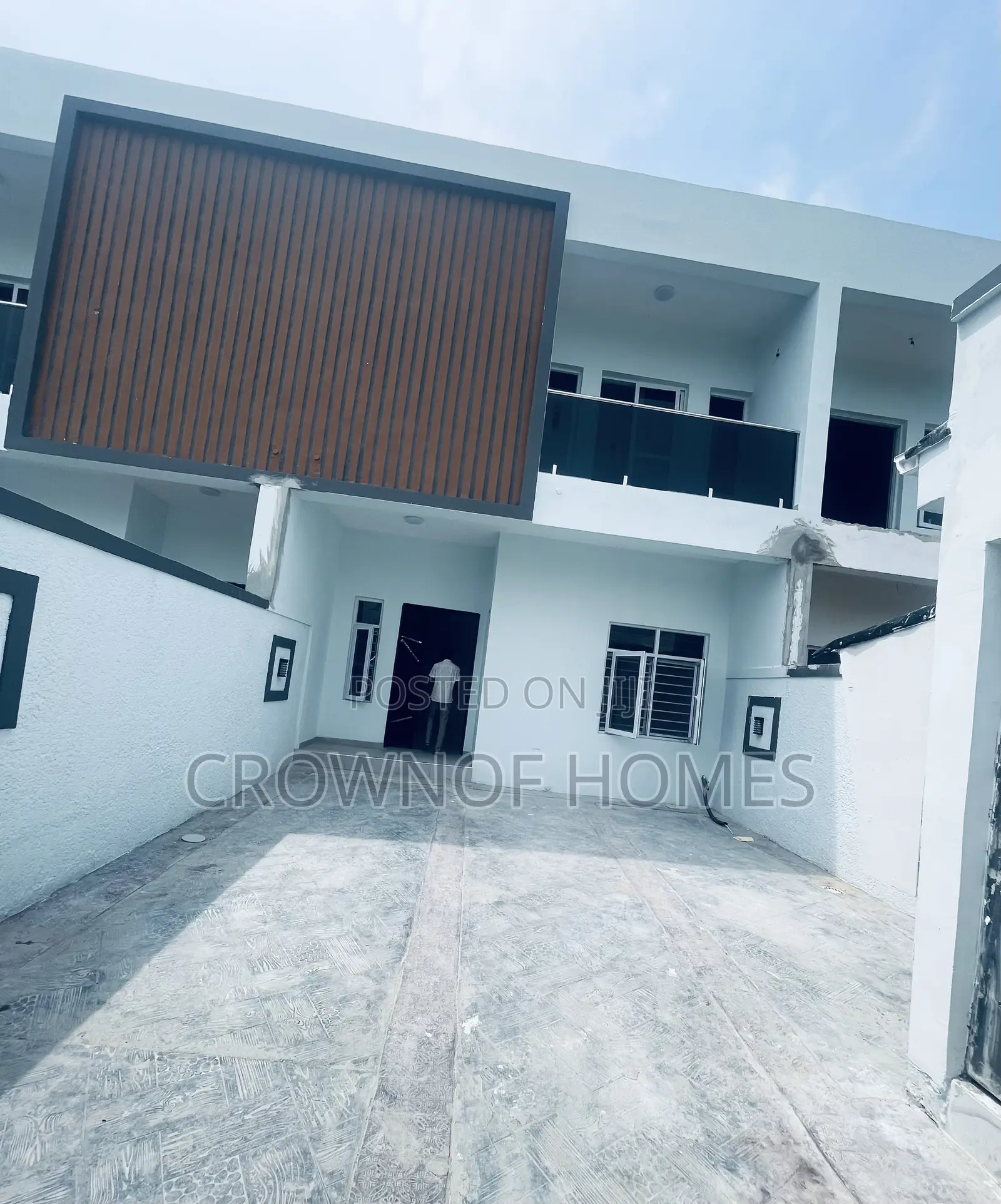 4bdrm Duplex in Lekki for sale
