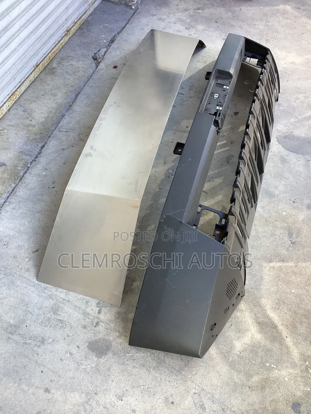 High Quality Certified Brand New Front Bumper Tesla Cybertruck 24-2026