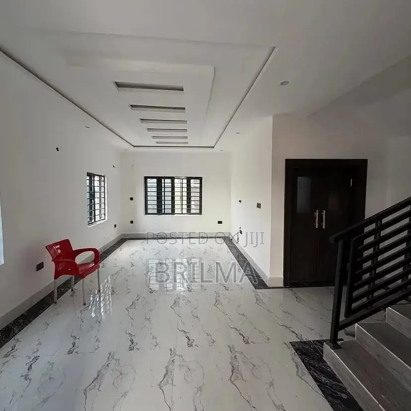 4bdrm Duplex in Kubwa for sale