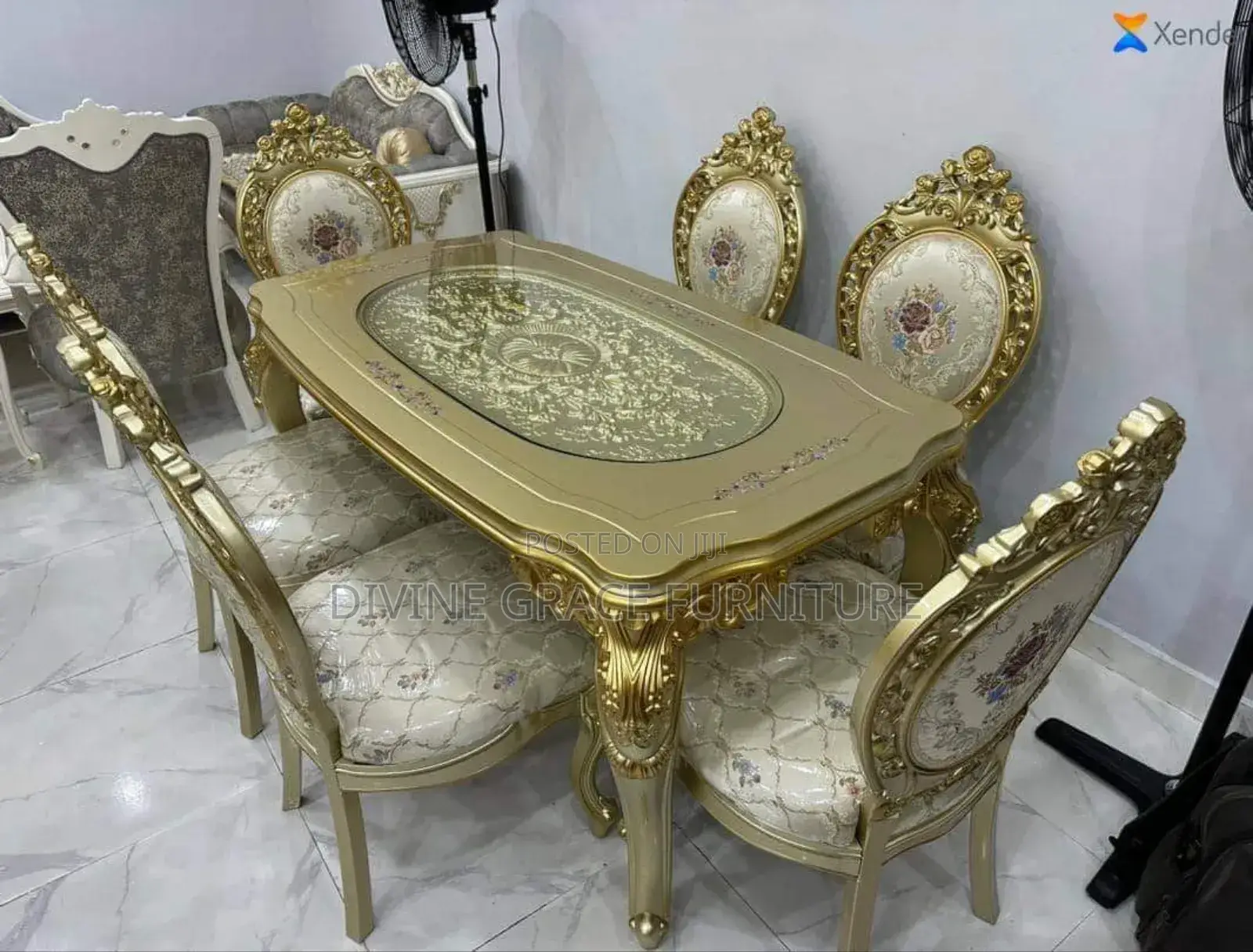 Royal Dining Table Set