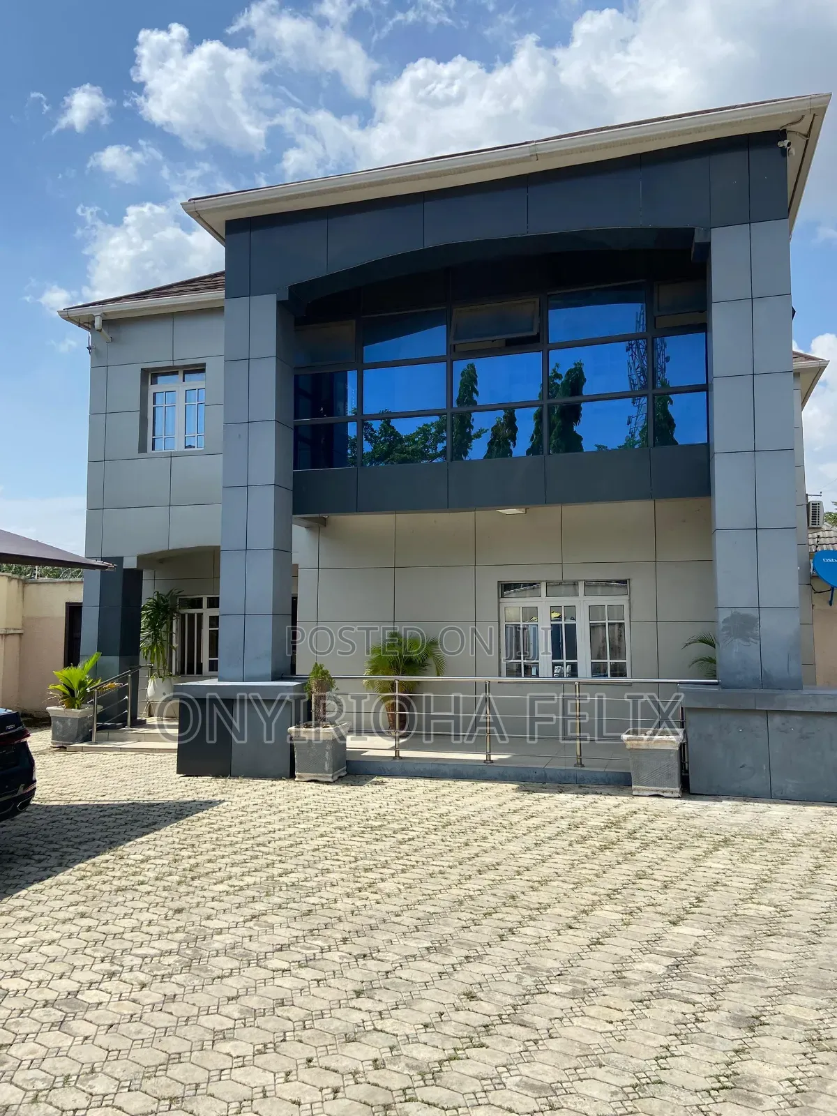 5bdrm Duplex in 3Rd Avenue, Gwarinpa for sale