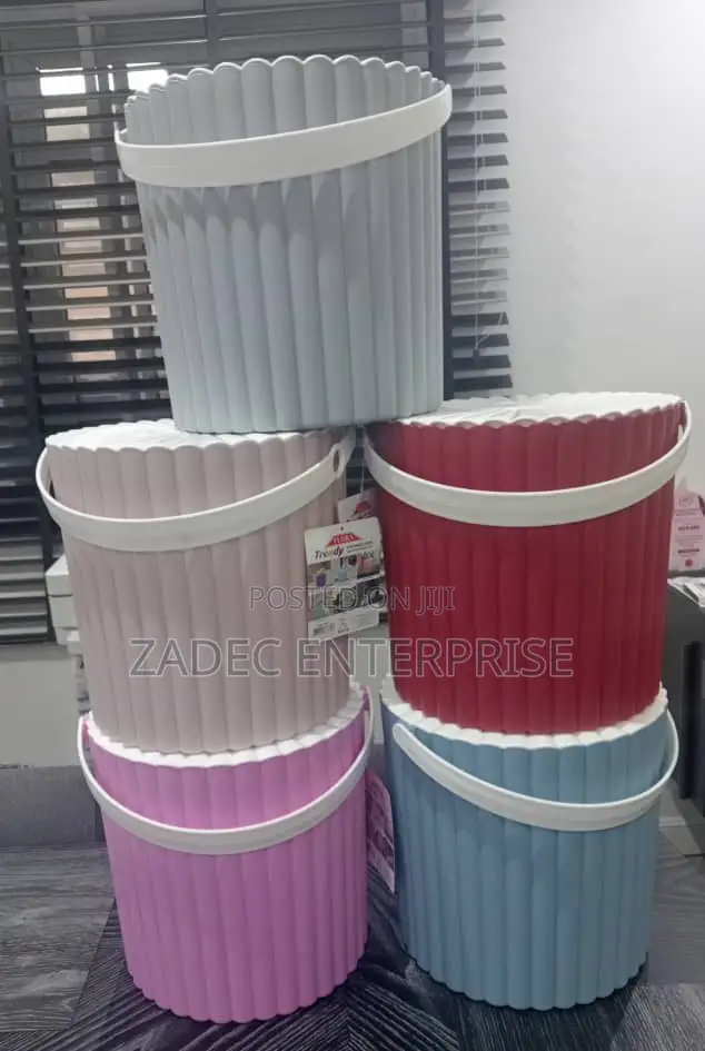 Multi Purpose Container Good for Picnics , Used Underwear , Food Etc