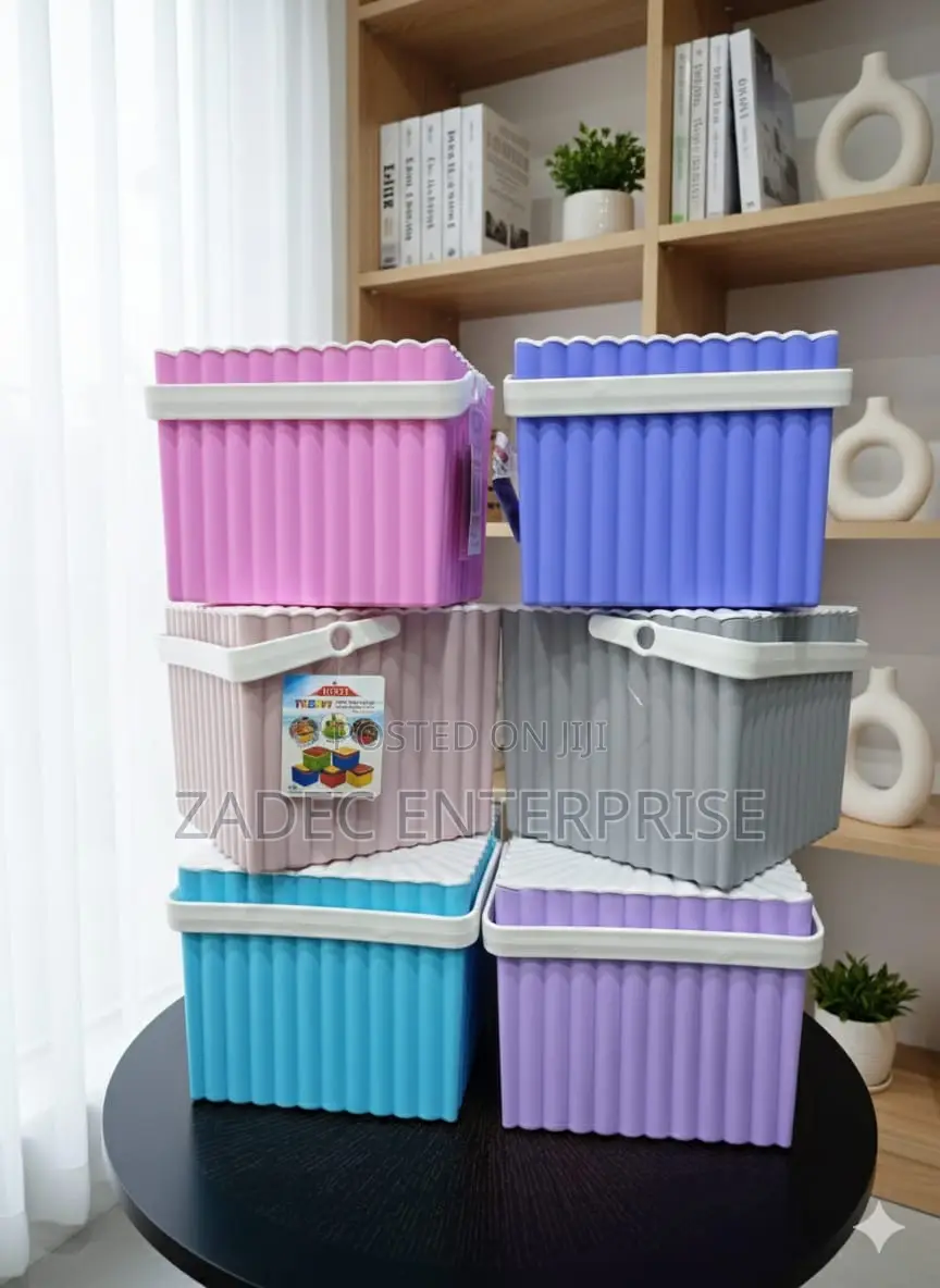 Multi Purpose Container Good for Picnics , Used Underwear , Food Etc