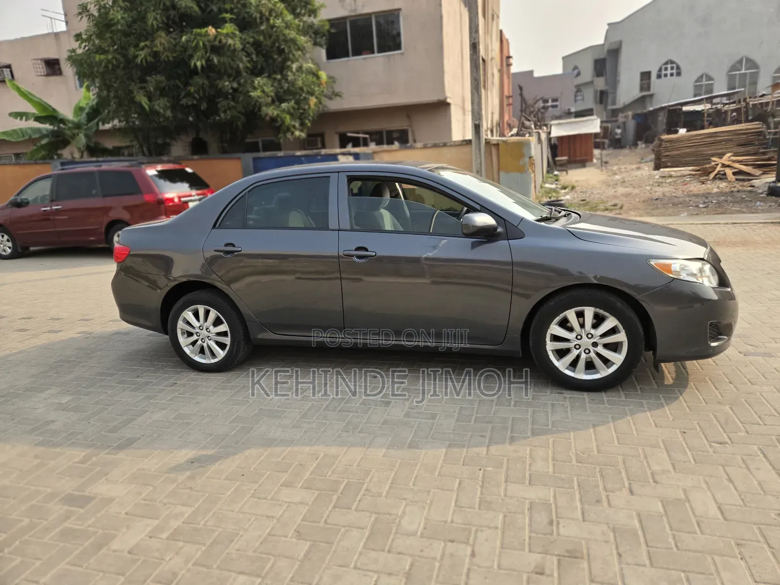 Toyota Corolla LE 4dr Sedan (1.8L 4cyl 4A) 2010 Black