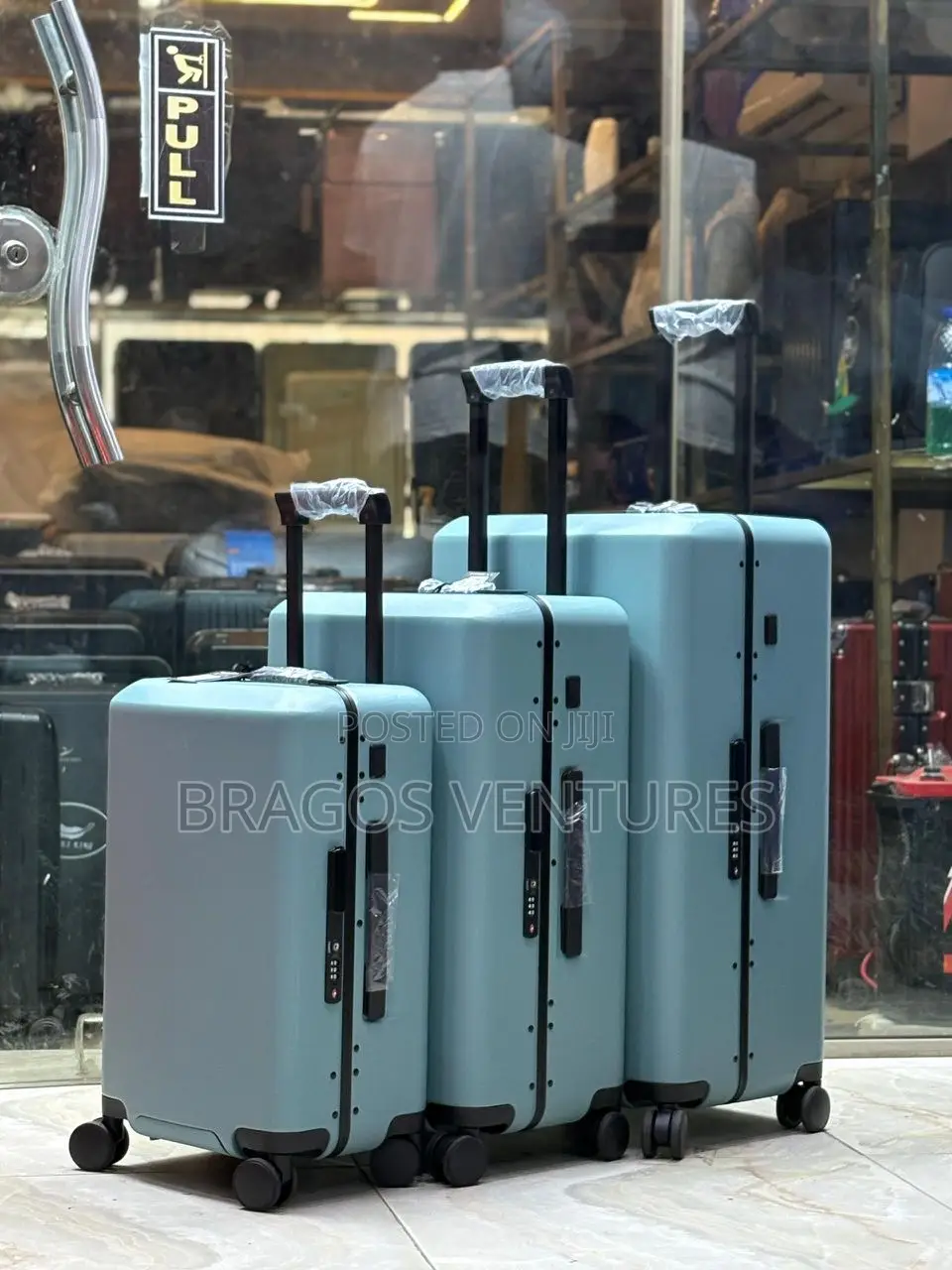 Plain Yufei Quality Setbof Luxury Boxes / Travel Bag / Luggage
