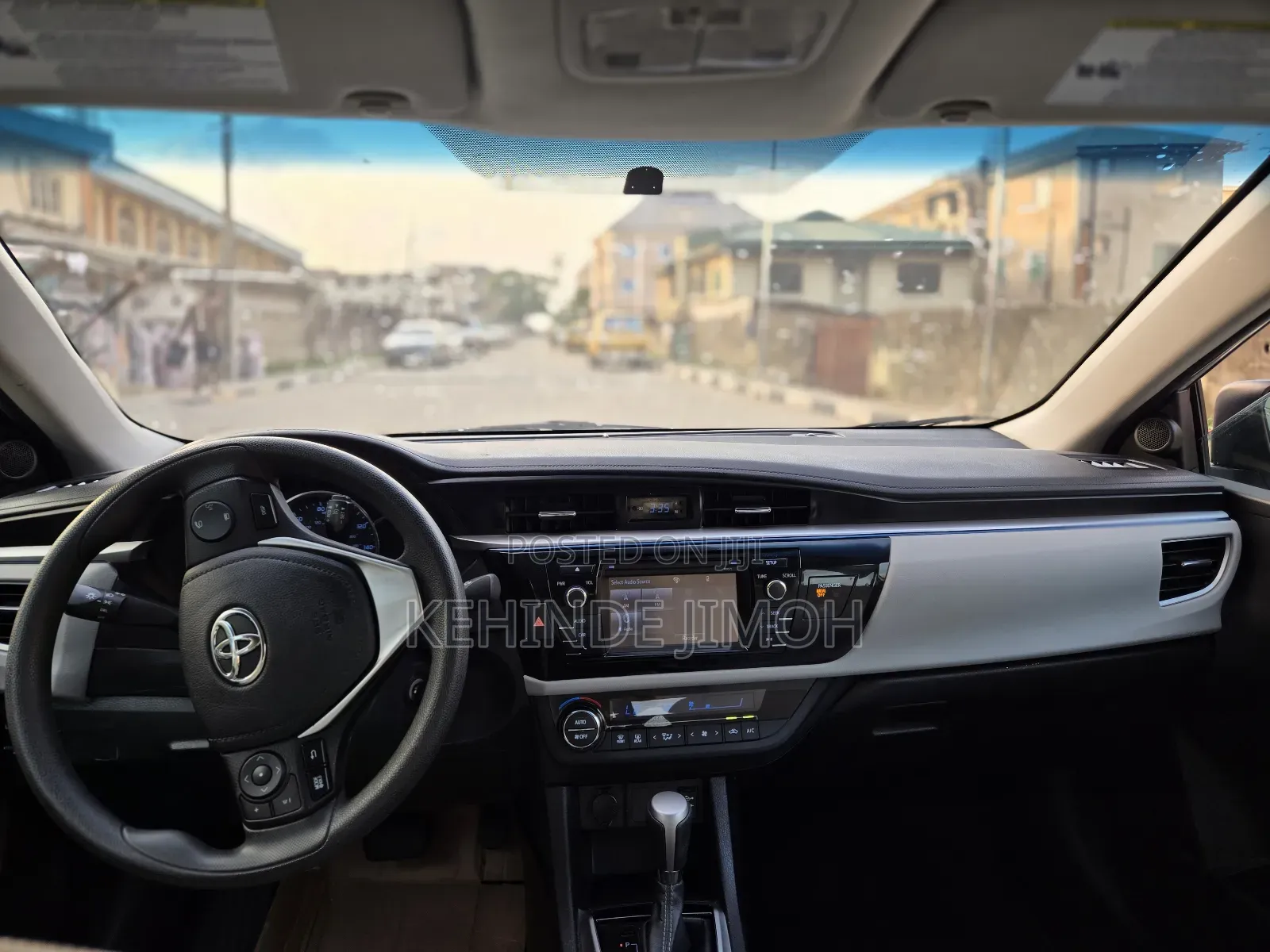 Toyota Corolla LE 4dr Sedan (1.8L 4cyl CVT) 2016 Silver