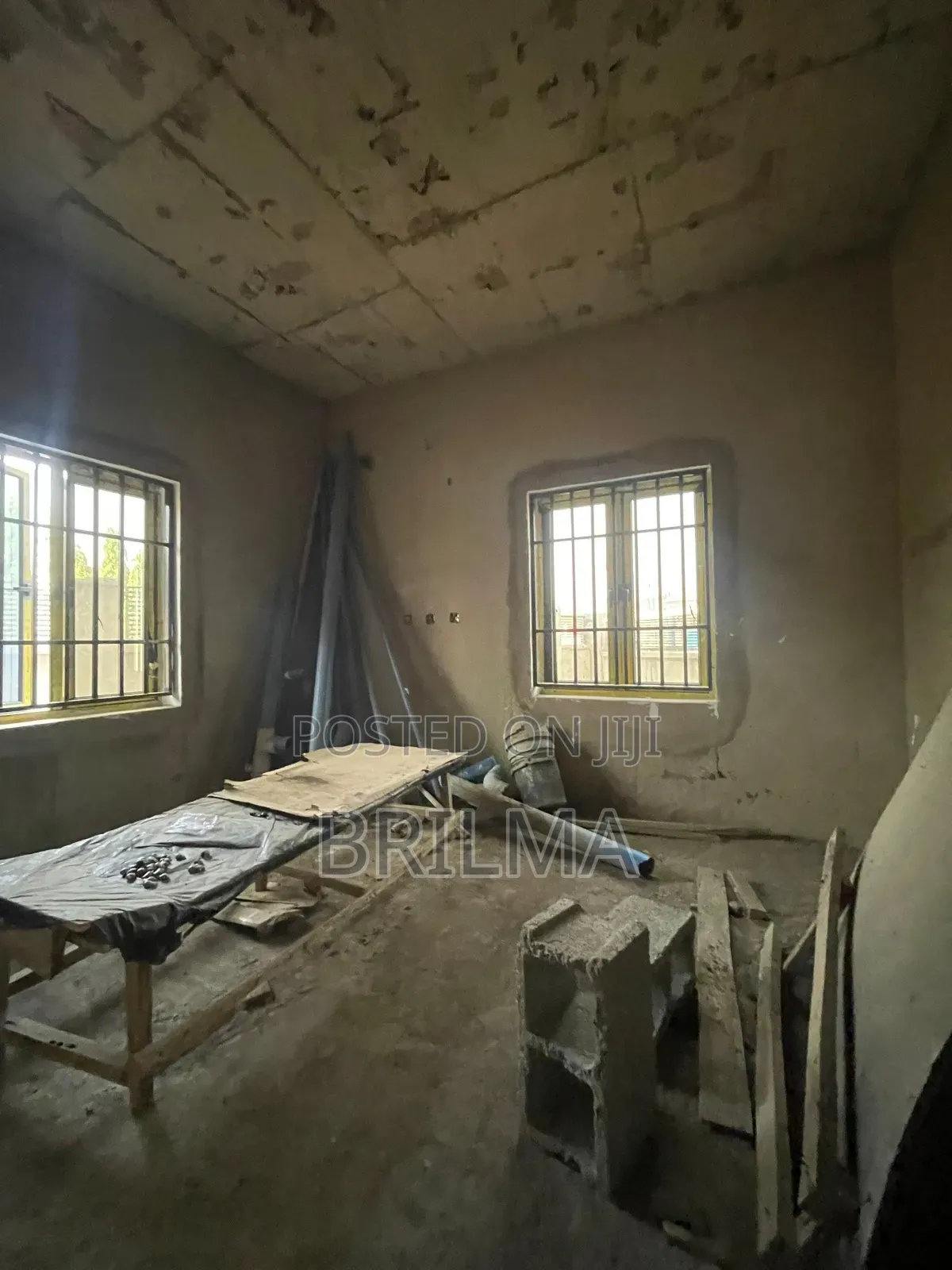 3bdrm Block of Flats in Kaura for sale