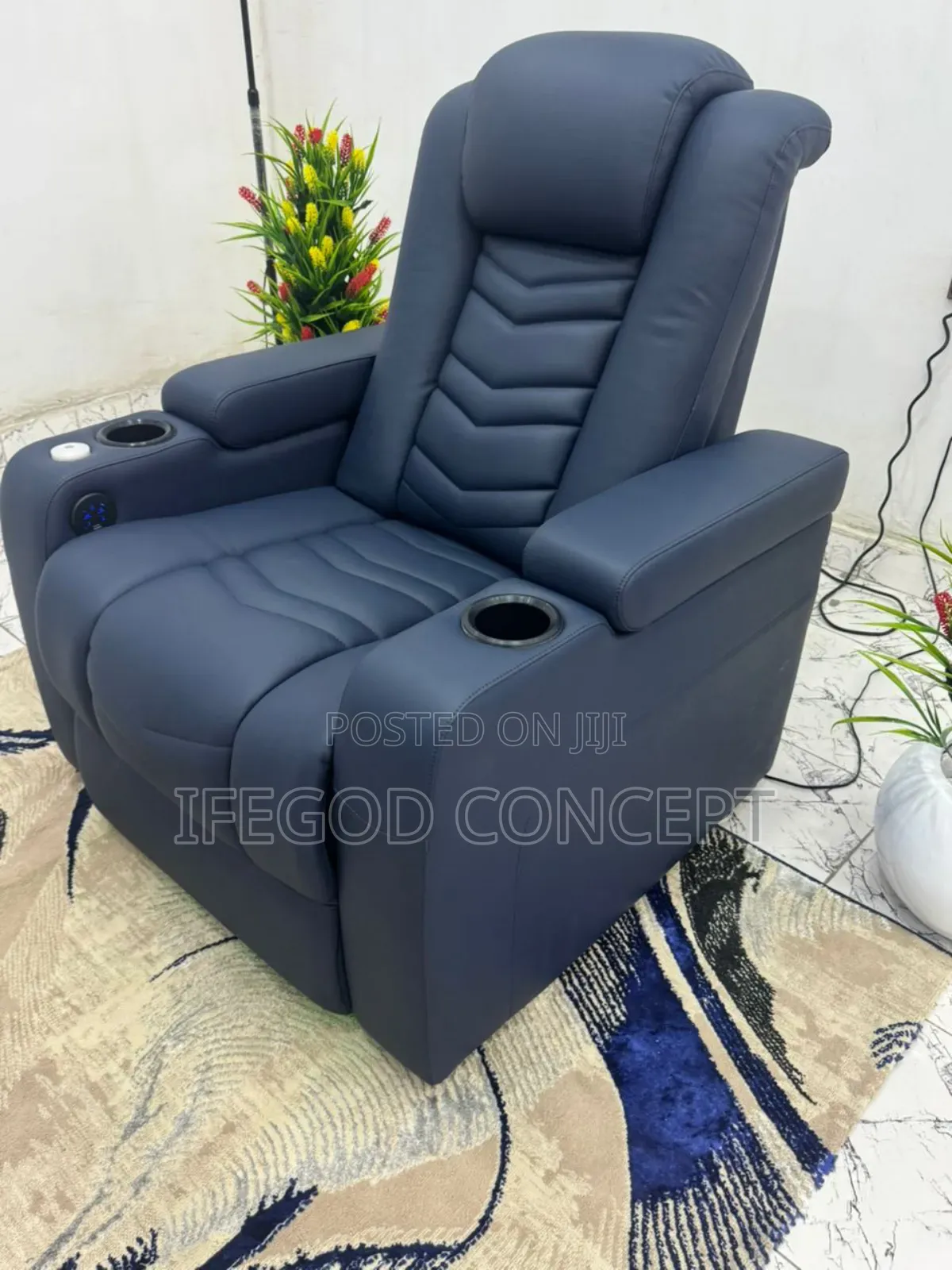 Modern Cinema Chair