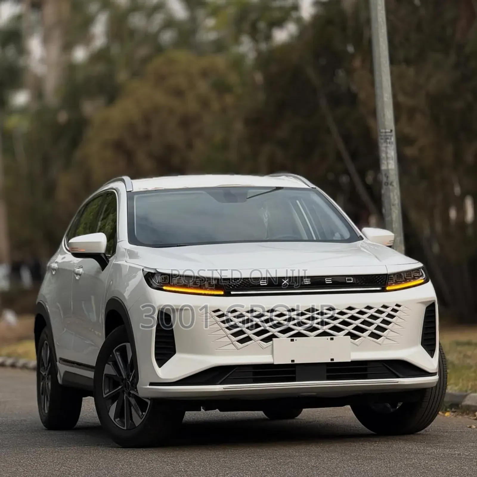 New Exeed LX 2025 White
