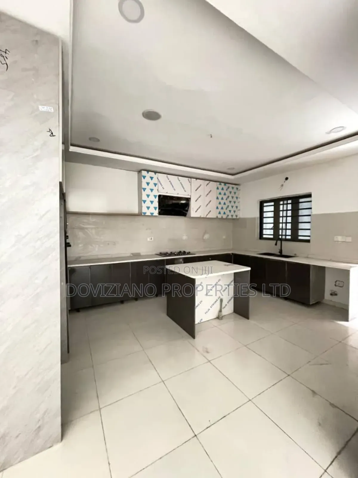 4bdrm Duplex in Ikate for sale