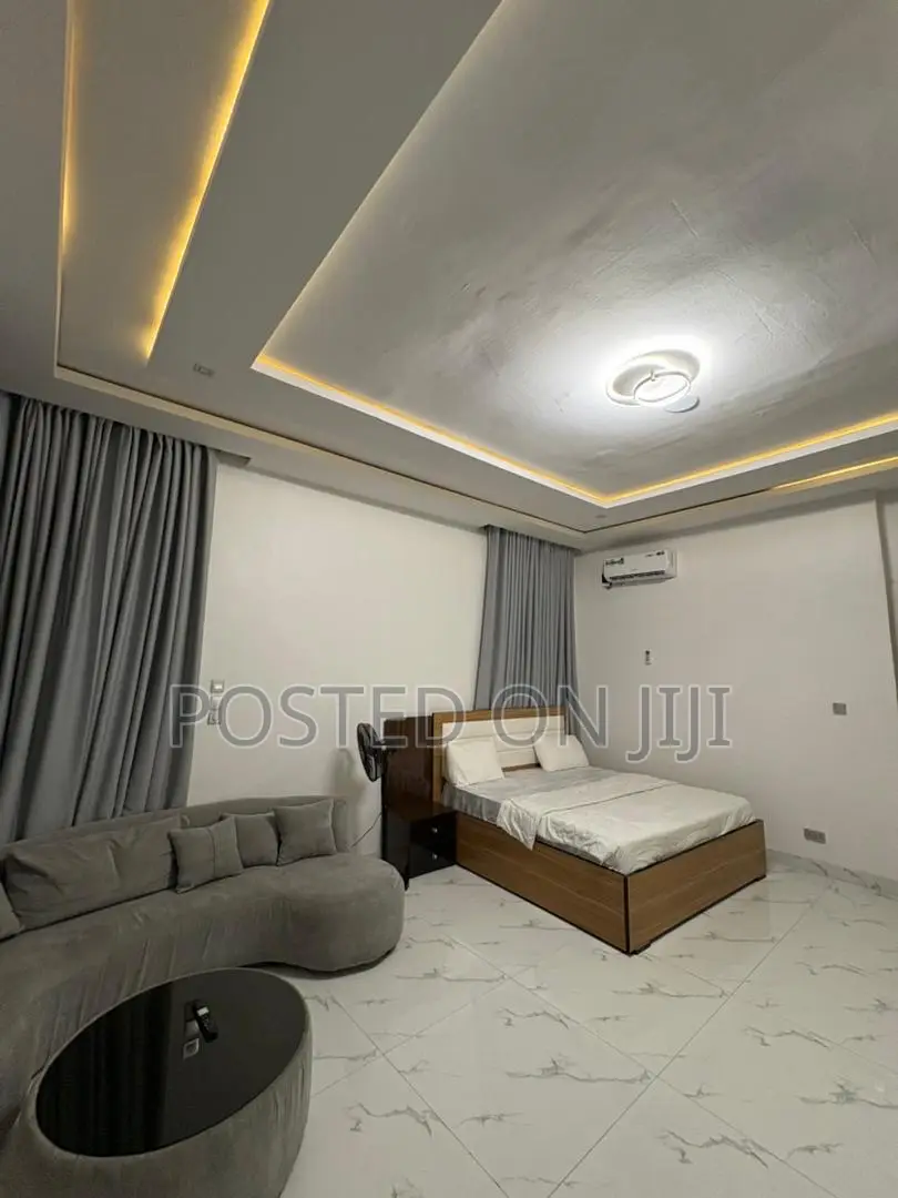 Service Apartment