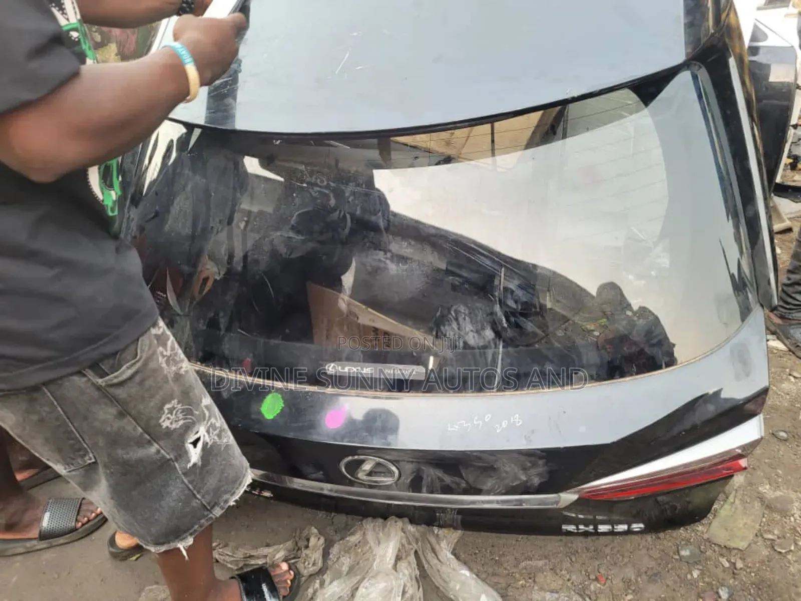 Boot Rx350 2017 Model F Sport