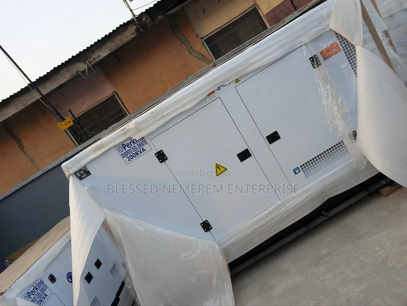 Do You Know Perkins Diesel Soundproof Generator Sp200kva 100%Copper