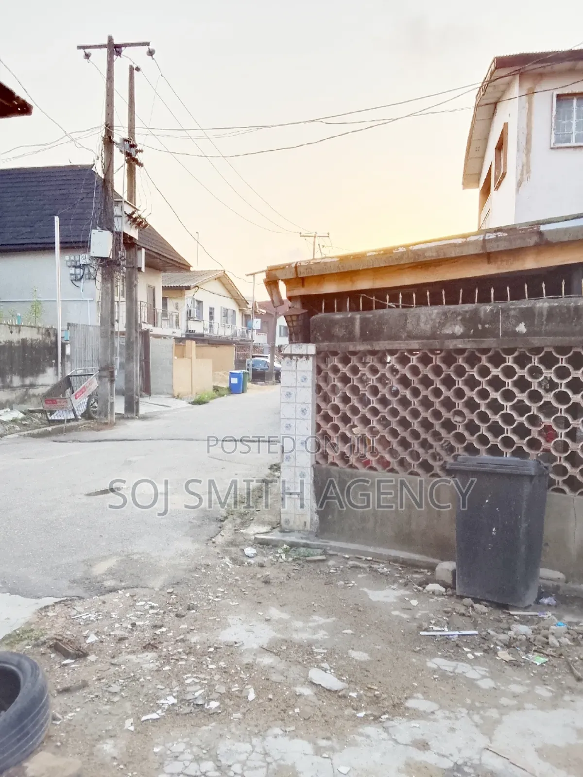 4bdrm Block of Flats in Surulere for sale