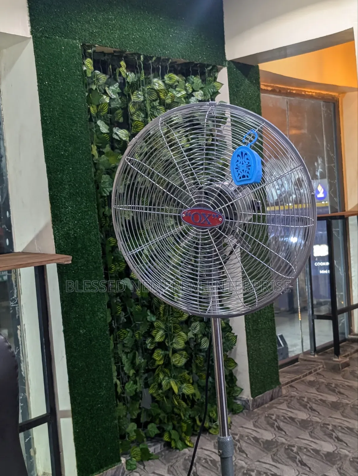 18"Ox Industrial Standing Fan Copper Coil