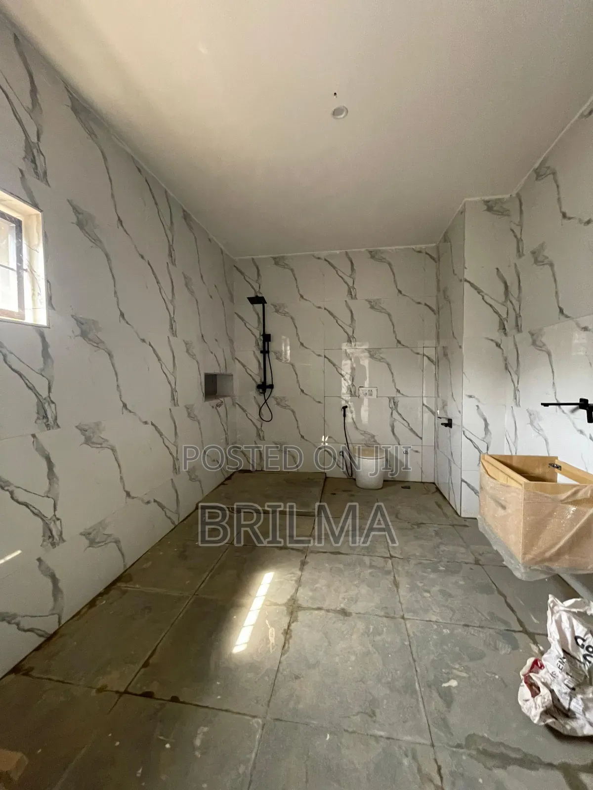 3bdrm Block of Flats in Wuye for rent