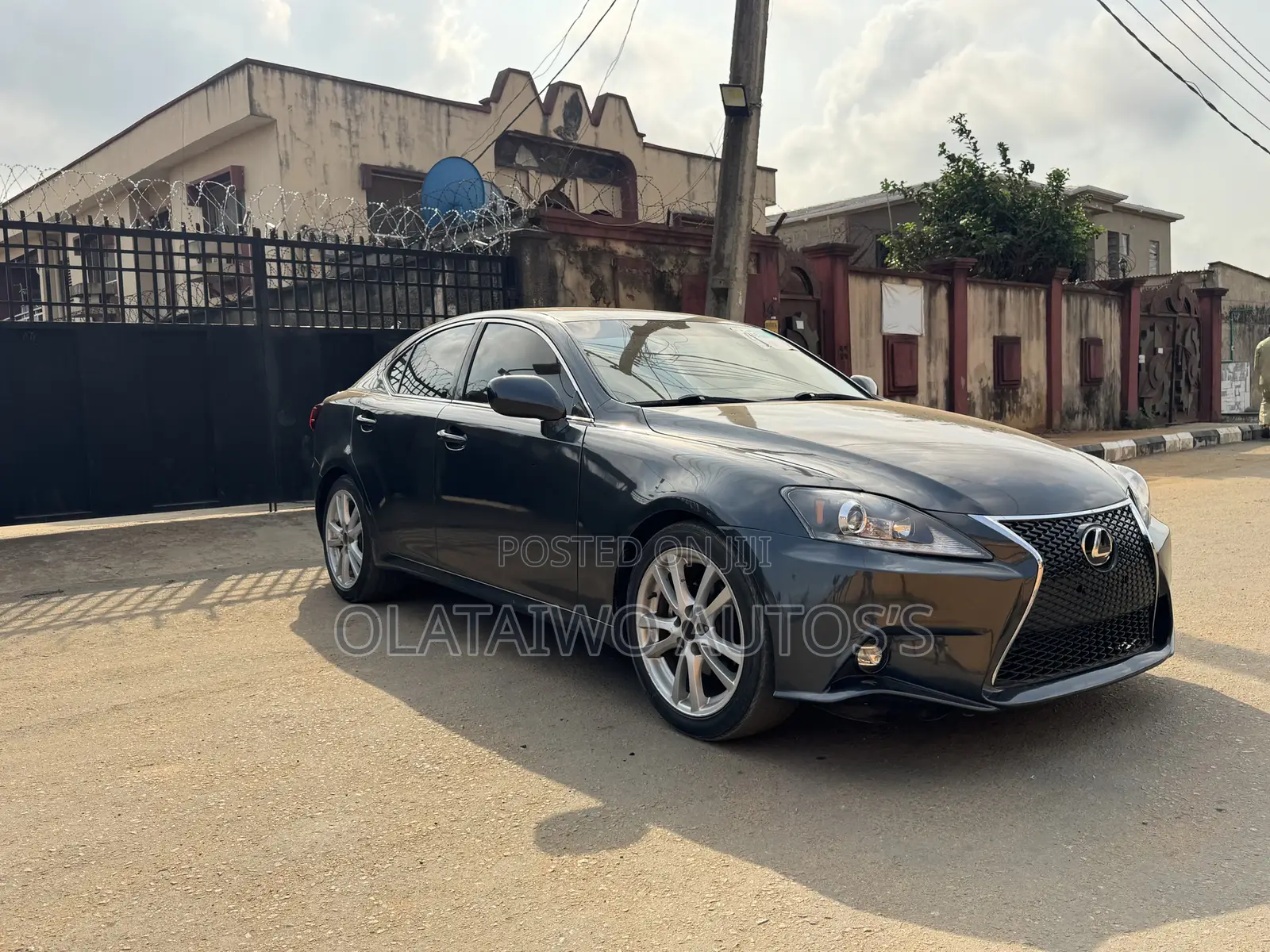 Lexus IS 250 Automatic 2010 Gray