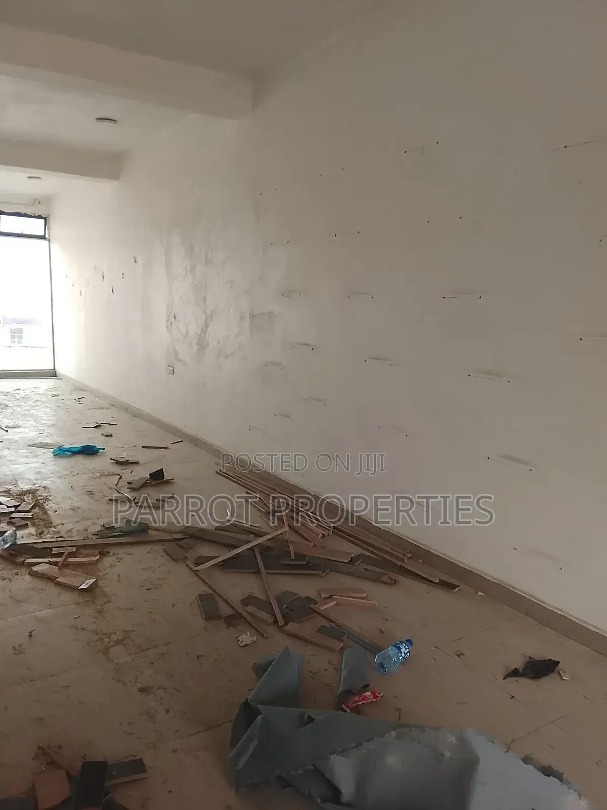 Shop / Office Space for Sale