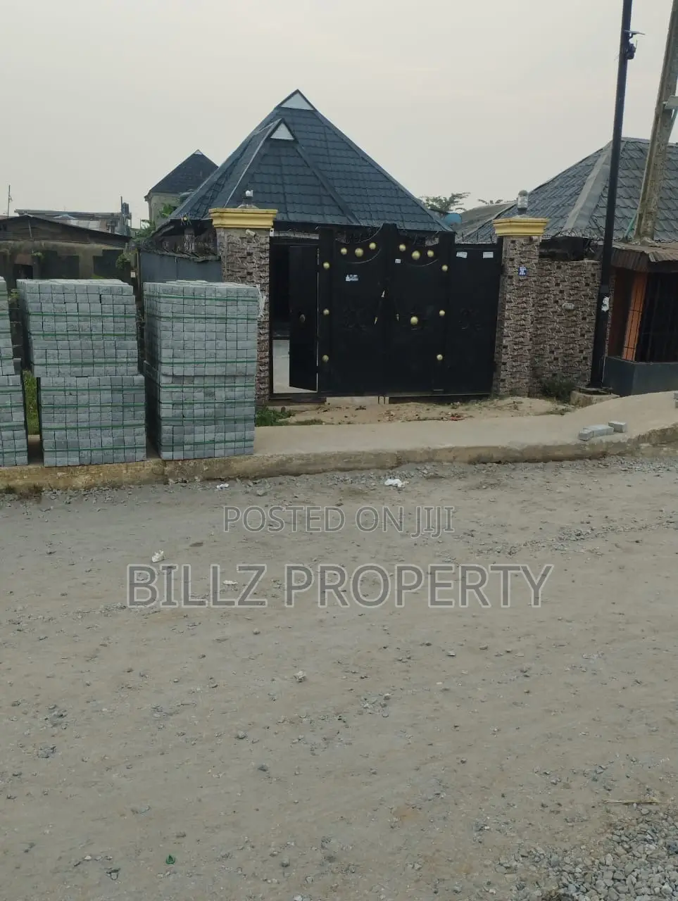 Furnished 4bdrm Bungalow in Abaranje for sale