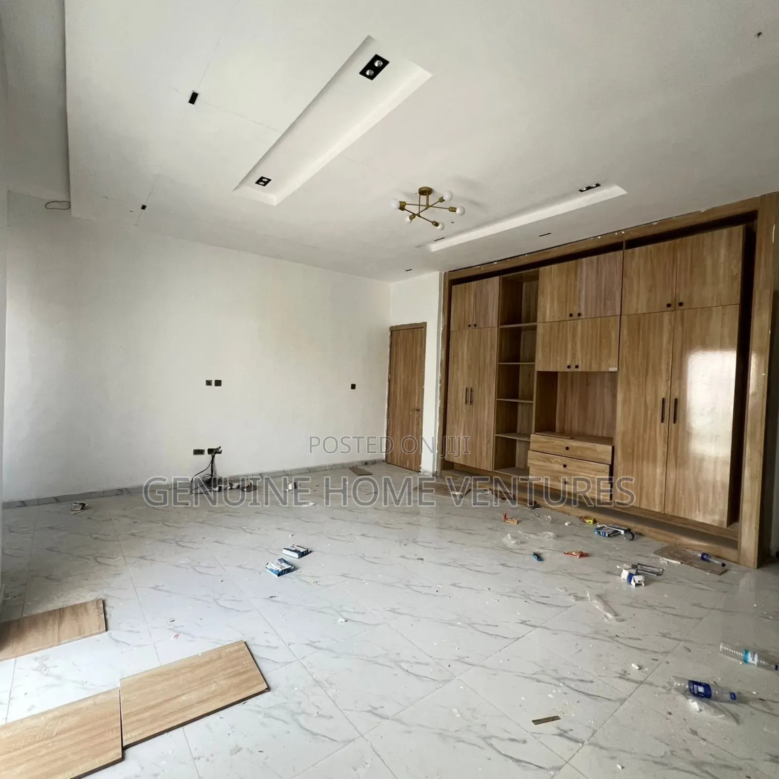 5bdrm Duplex in Orchid, Chevron for sale