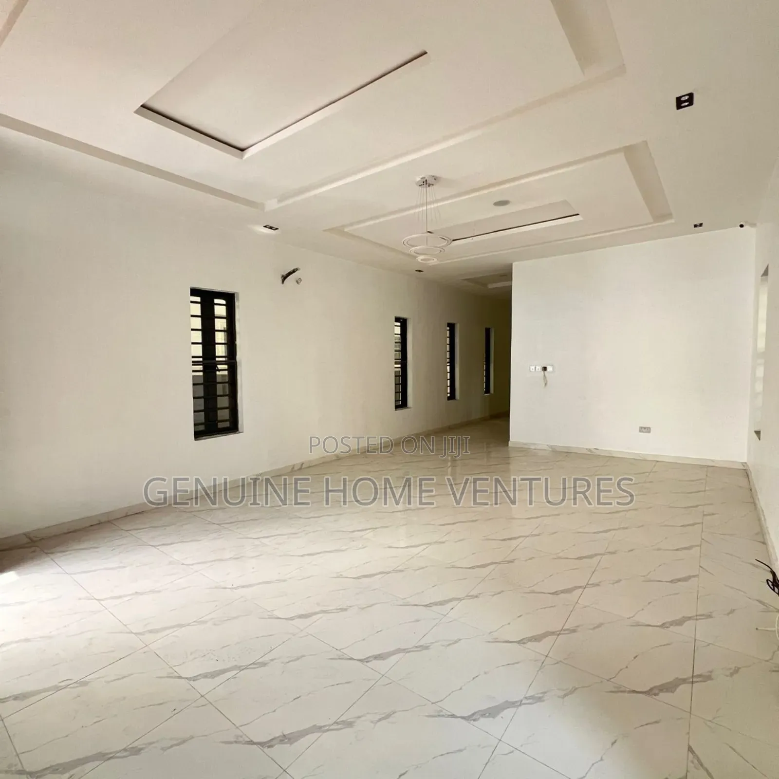 4bdrm Duplex in Ikota for sale