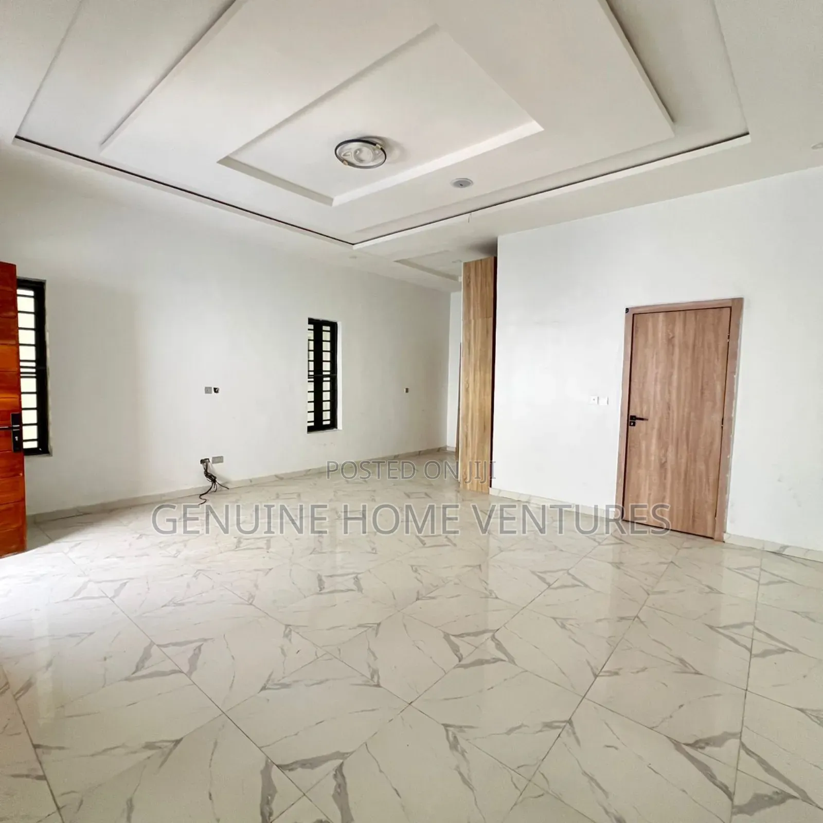 4bdrm Duplex in Ikota for sale