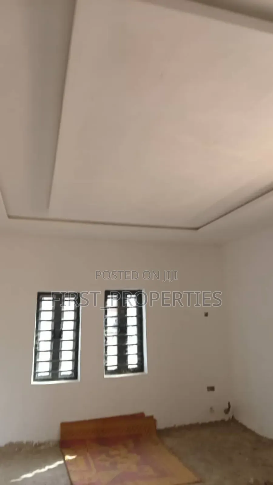 3bdrm Bungalow in Viesta Estate Elebu, Akala Express for sale