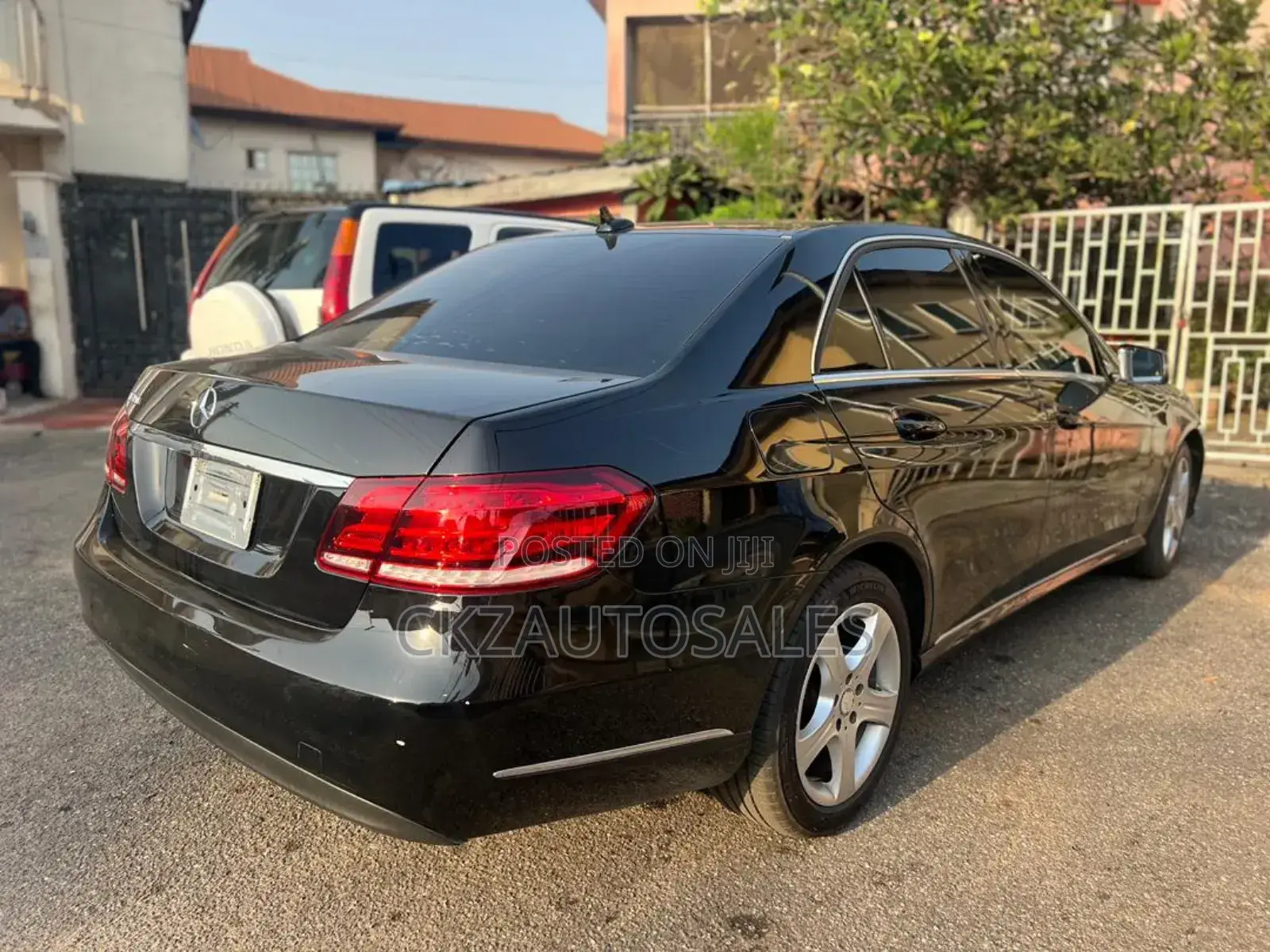 Mercedes-Benz E350 Base 4dr Sedan RWD (3.5L 6cyl 7A) 2015 Black