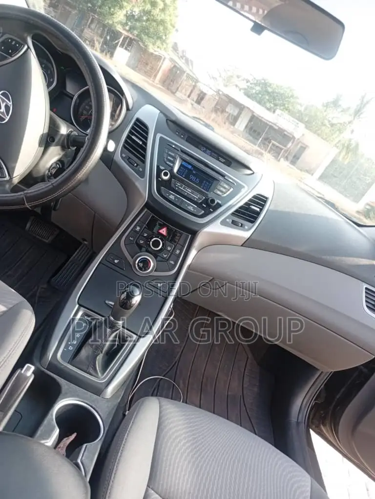 Hyundai Elantra 2014 Black