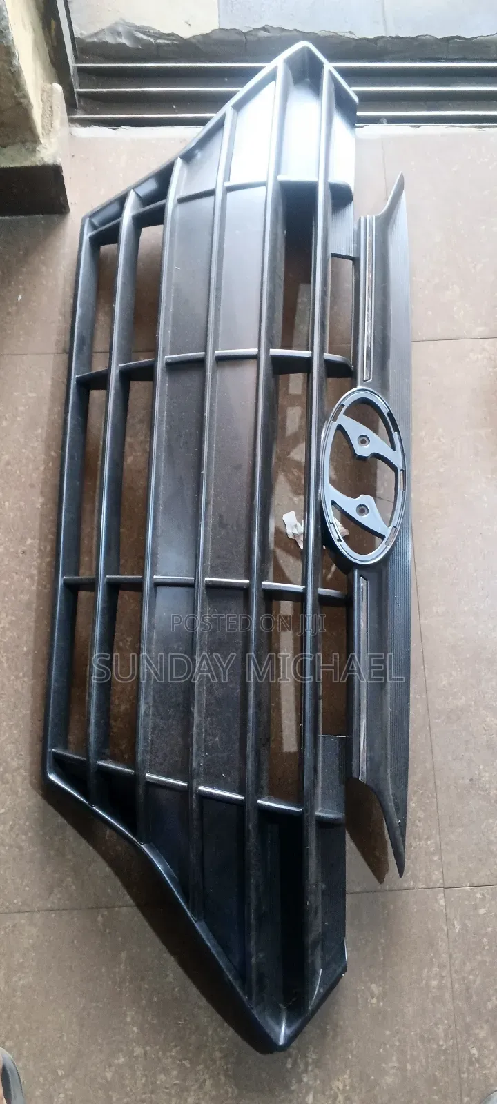 Front Grille Hyundai Elantra 2019