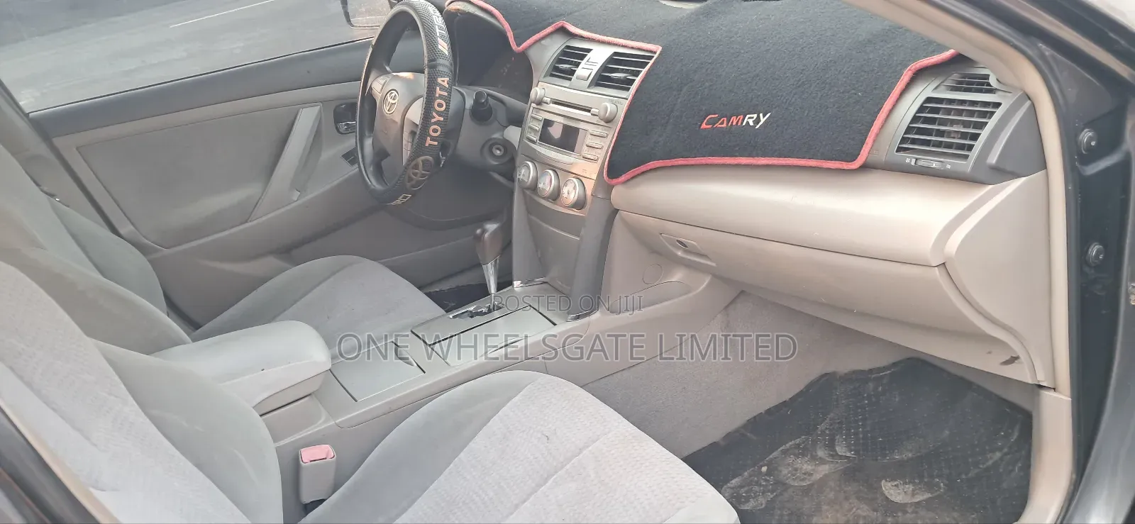 Toyota Camry 2011 Gray