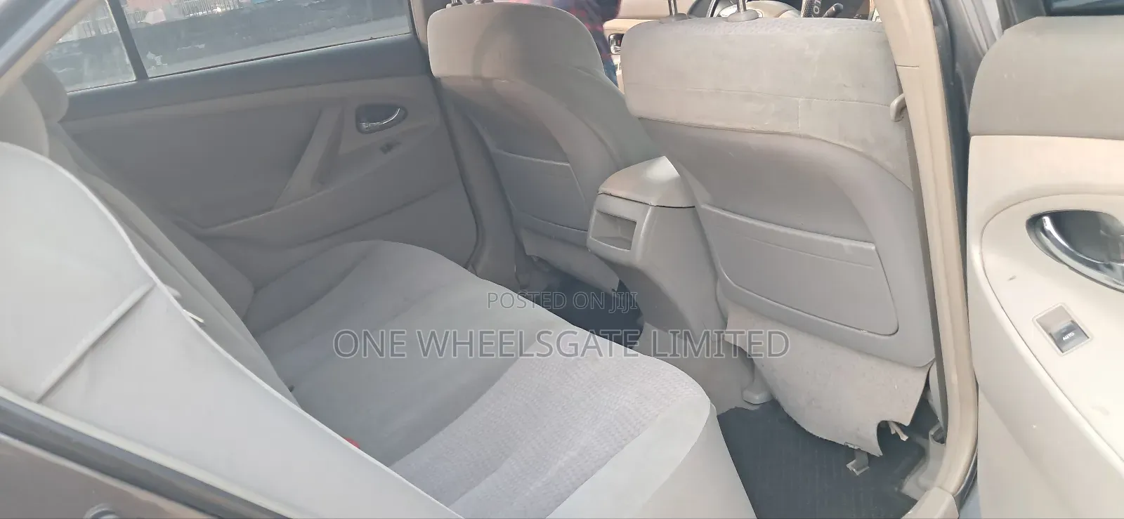 Toyota Camry 2011 Gray