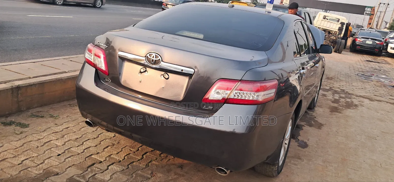 Toyota Camry 2011 Gray