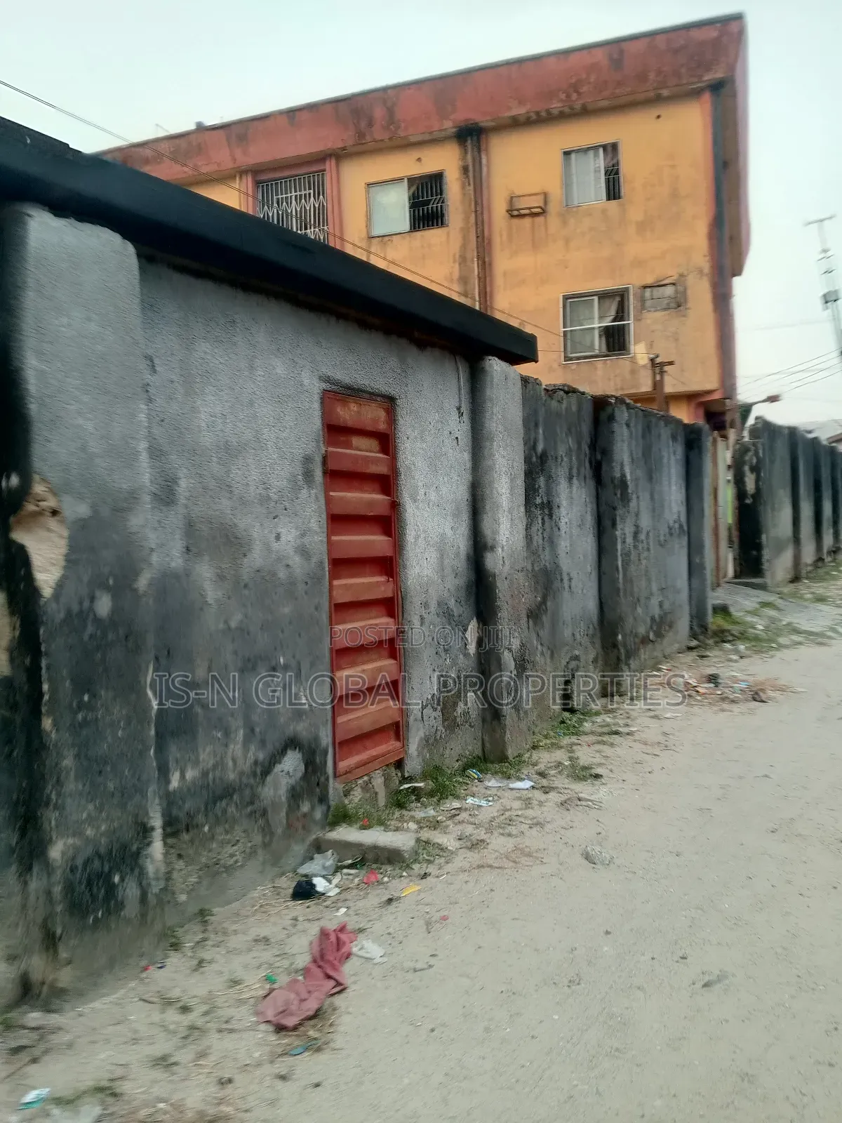 3bdrm Block of Flats in Warri for sale