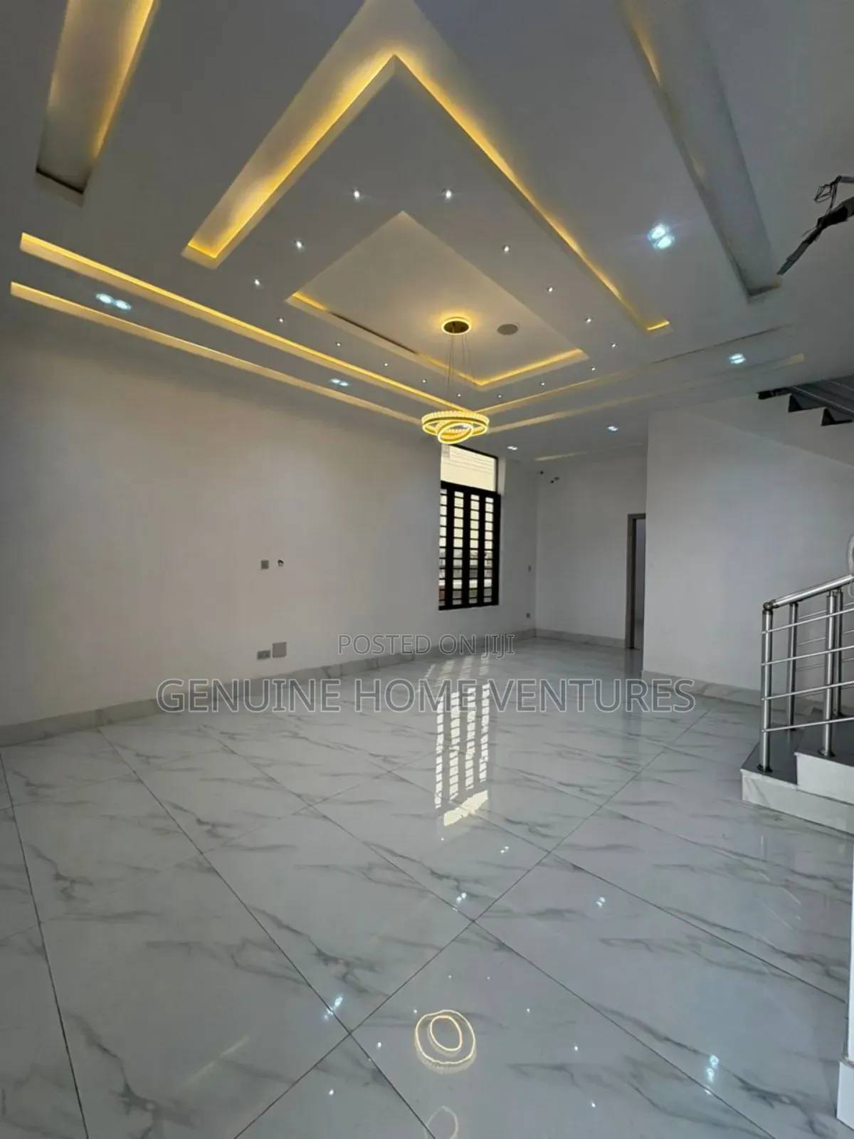4bdrm Duplex in Ikota for sale