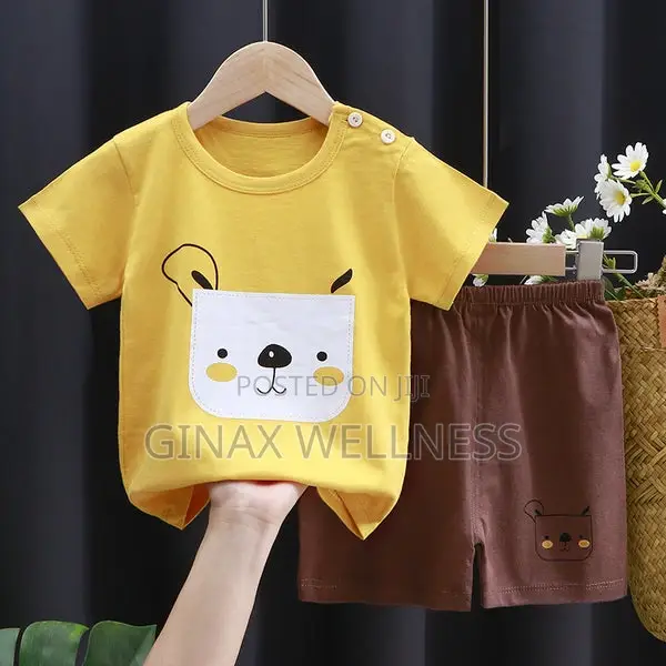 2-Piece Baby Clothing Outfit Set With T-Shirt and Shorts (3-9 Months)