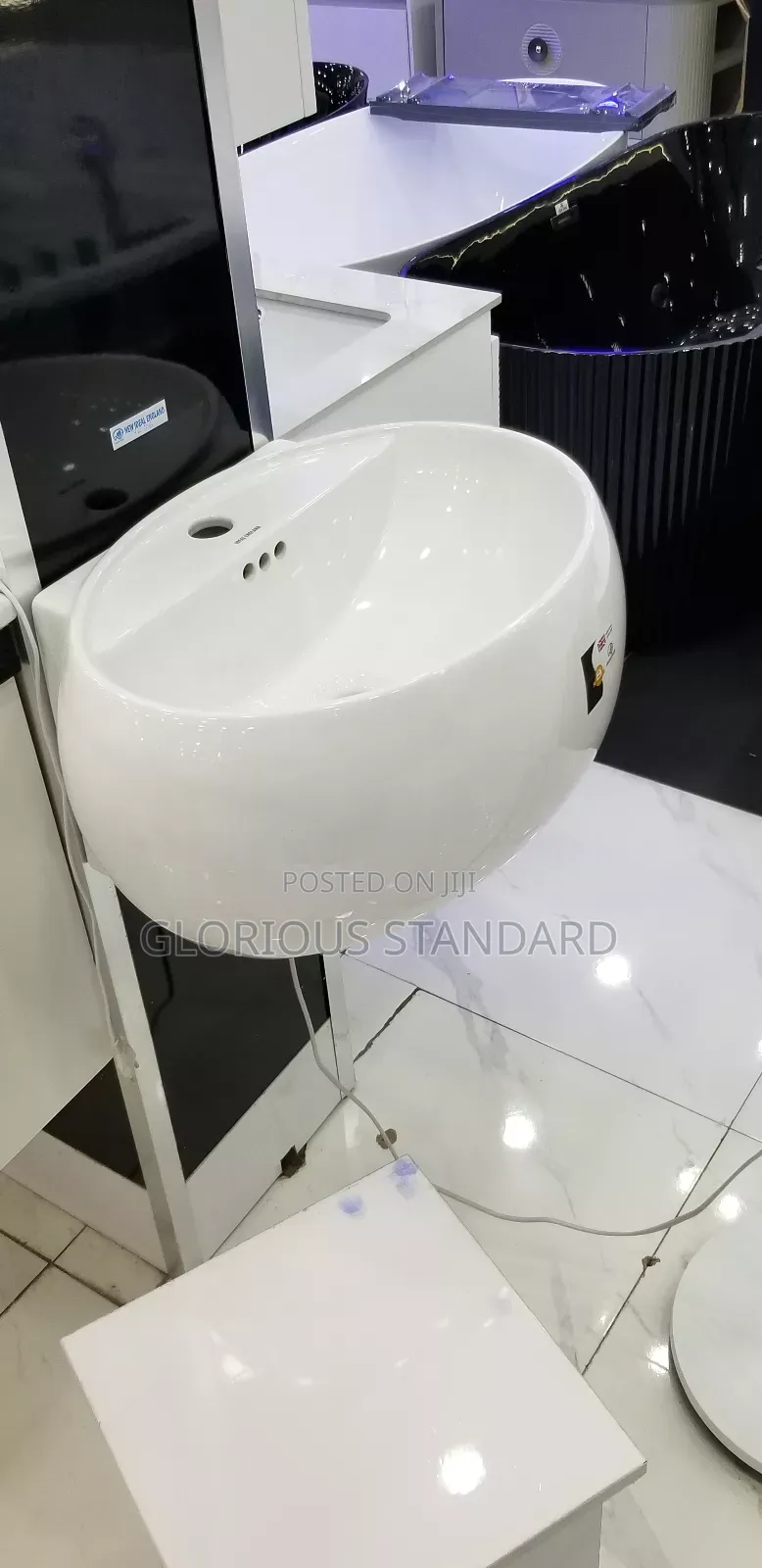 High Quality Wash Hand Basin