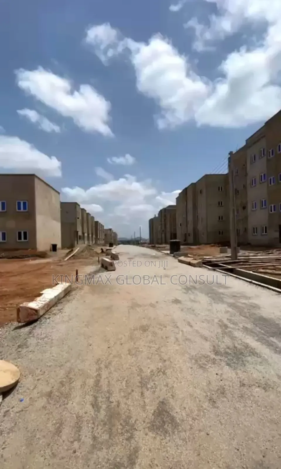 4bdrm Townhouse/Terrace in Karsana North Abuja for sale
