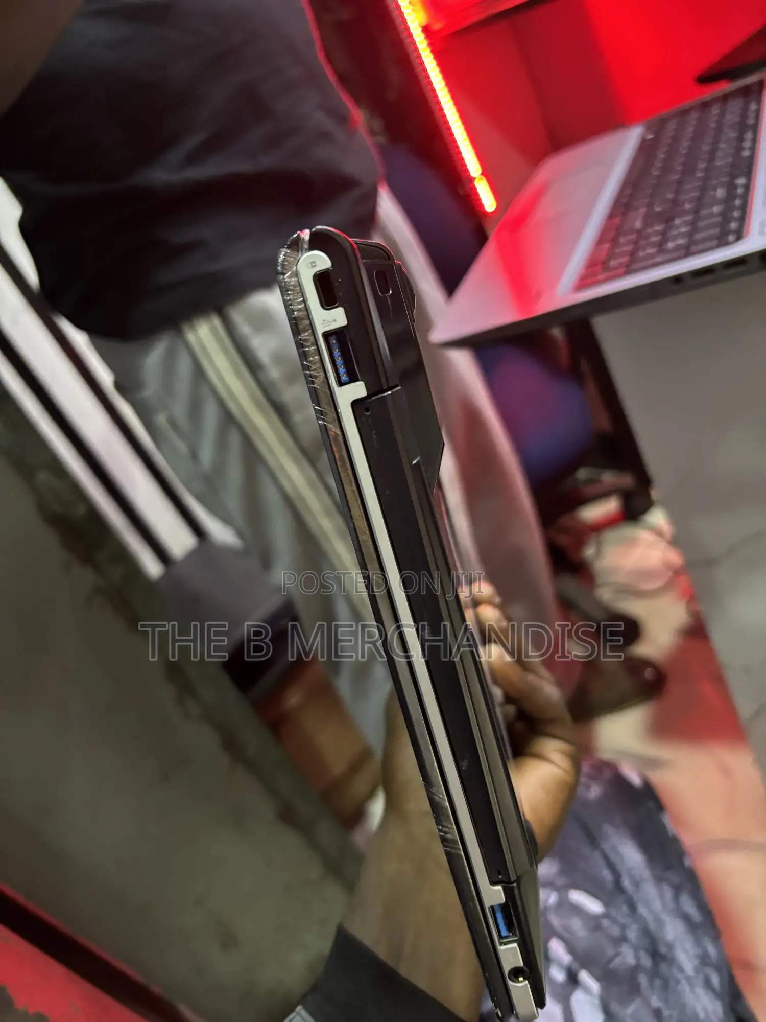Laptop Fujitsu Lifebook S938 8GB Intel Core I7 SSD 128GB