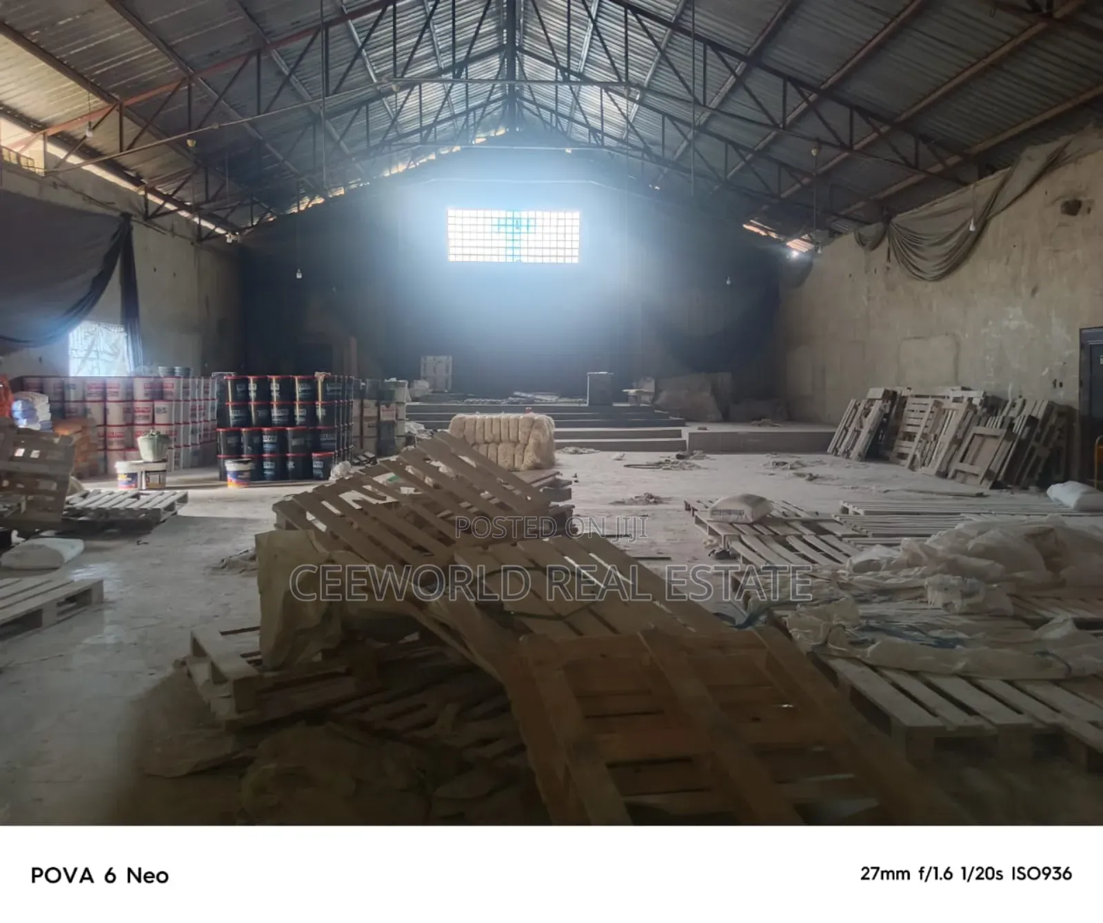 1000sqm Self Compound Warehouse at Aleshiloye, Dugbe Road, Ibadn