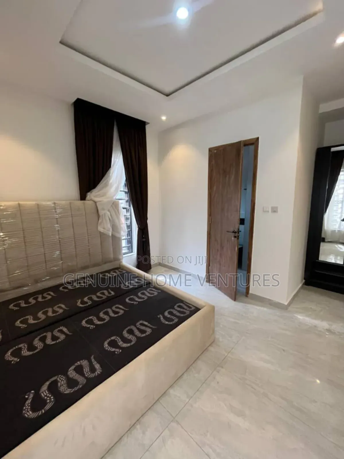 2bdrm Block of Flats in Ikate for sale