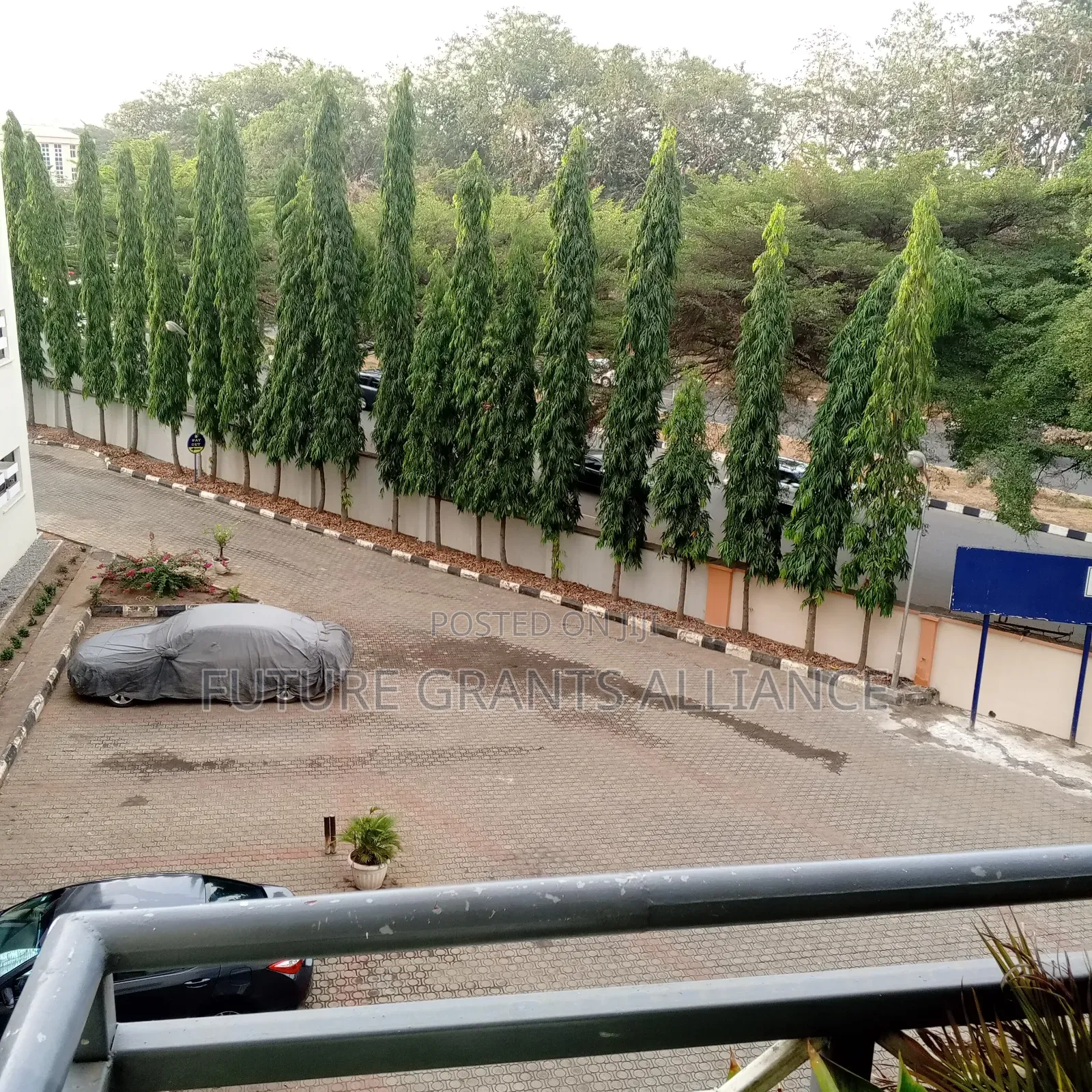 3bdrm Apartment in Lilly Court Estate, Garki 2 for sale