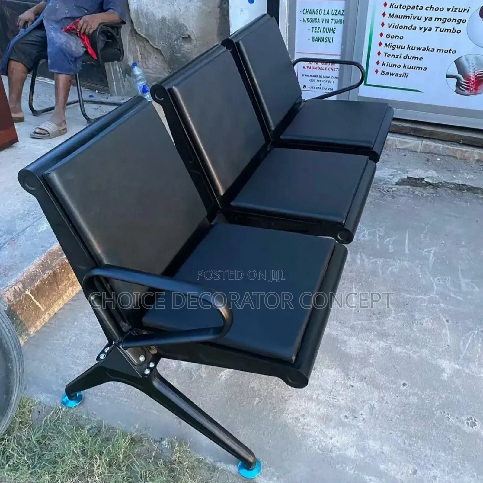 Elegant 4-Seater Executive Waiting Chair