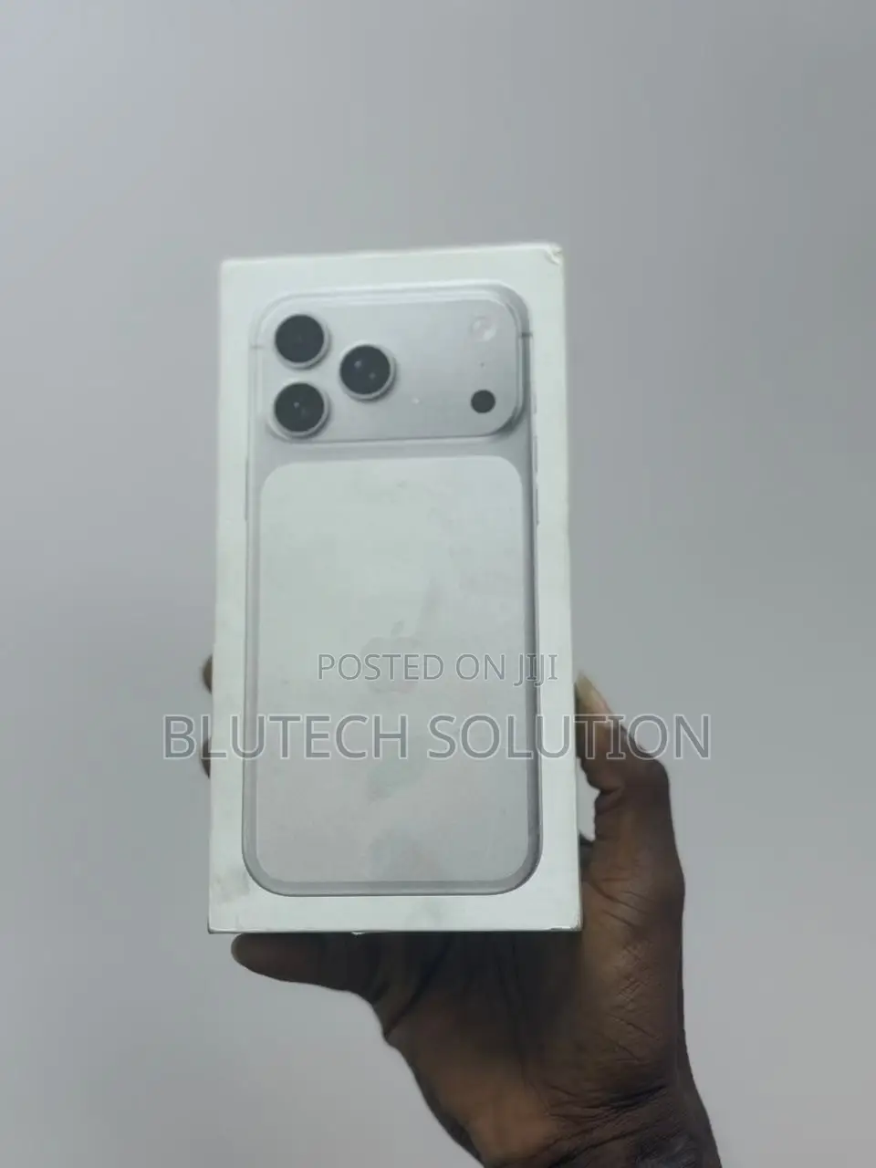 New Apple iPhone 17 Pro Max 256 GB White