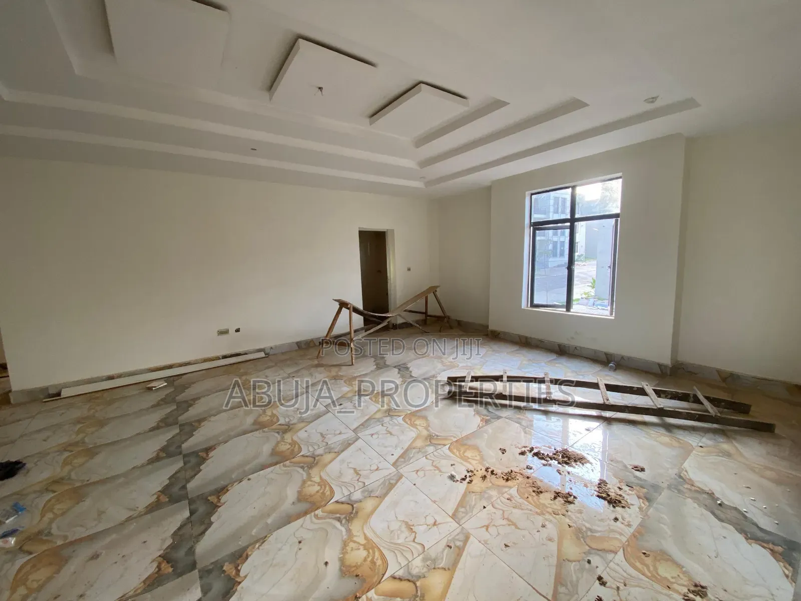 3bdrm Apartment in In A Secured Estate, Idu for sale