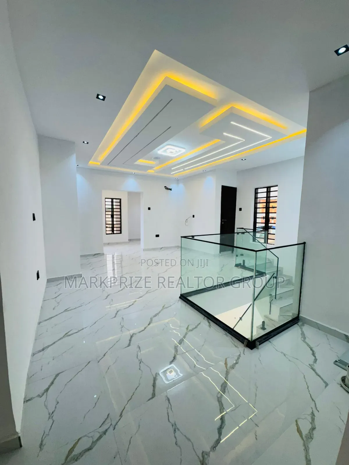 4bdrm Duplex in Ogba for sale