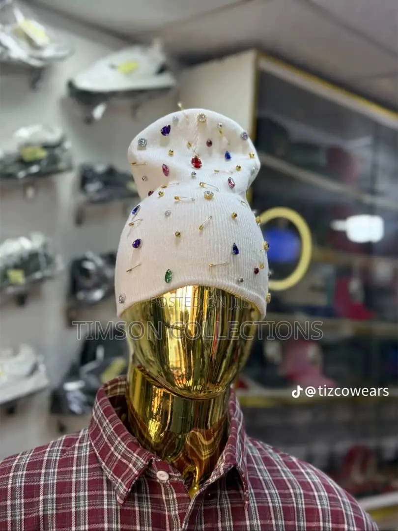 High Premium Quality and Extremely Thick Head Warmer