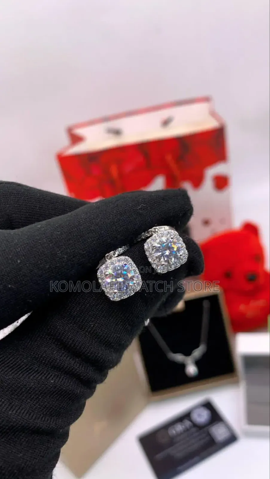 VVS Moissanite Diamonds Necklace and Bracelet 