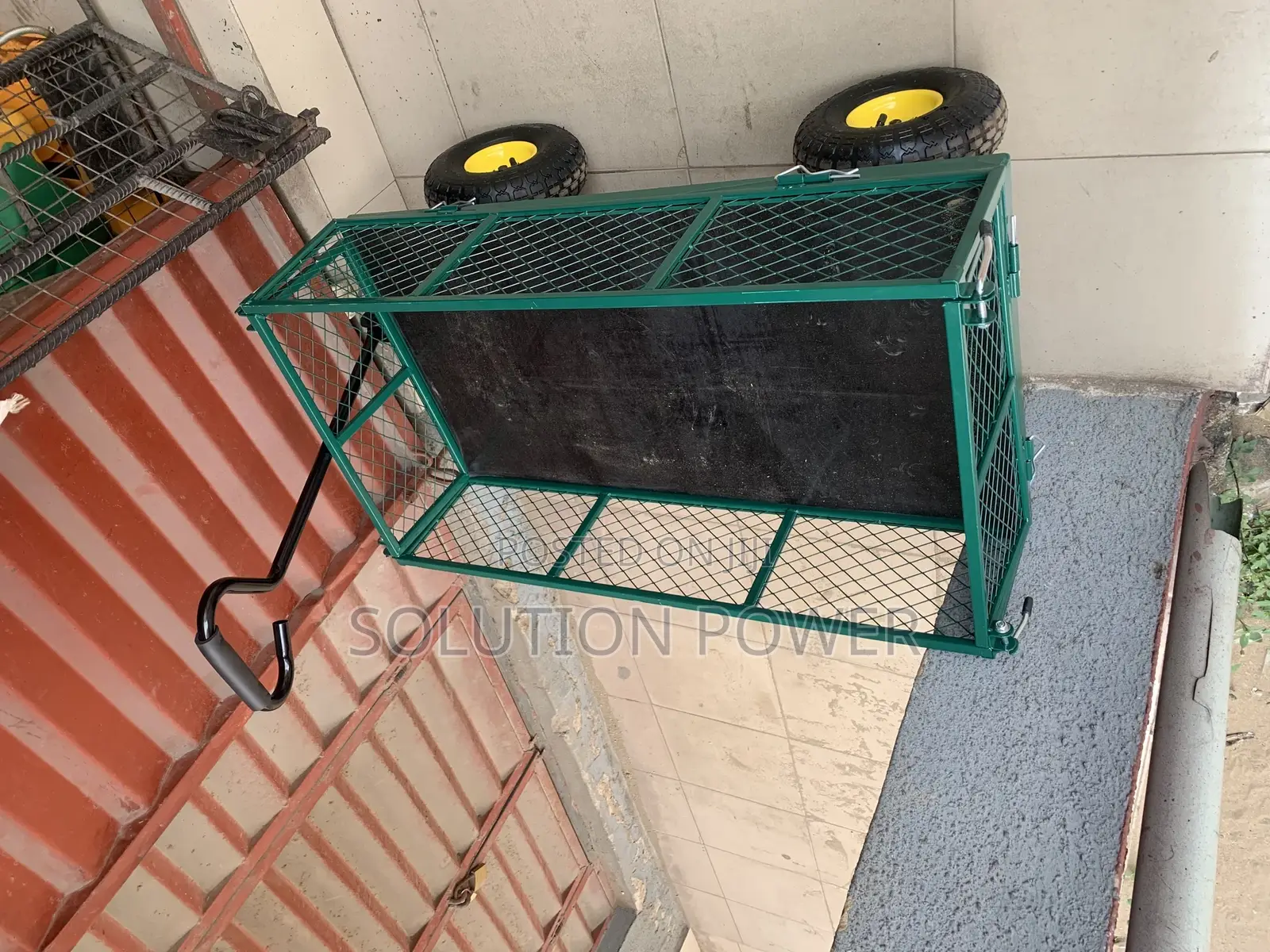 Oceanic Basket Trolley