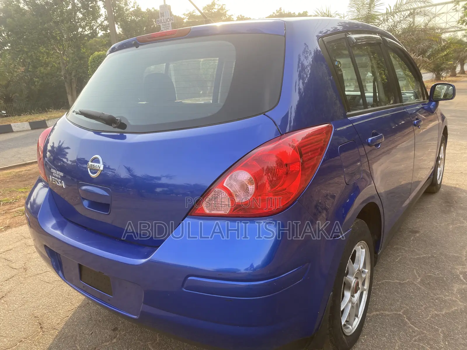 Nissan Versa 2012 Blue